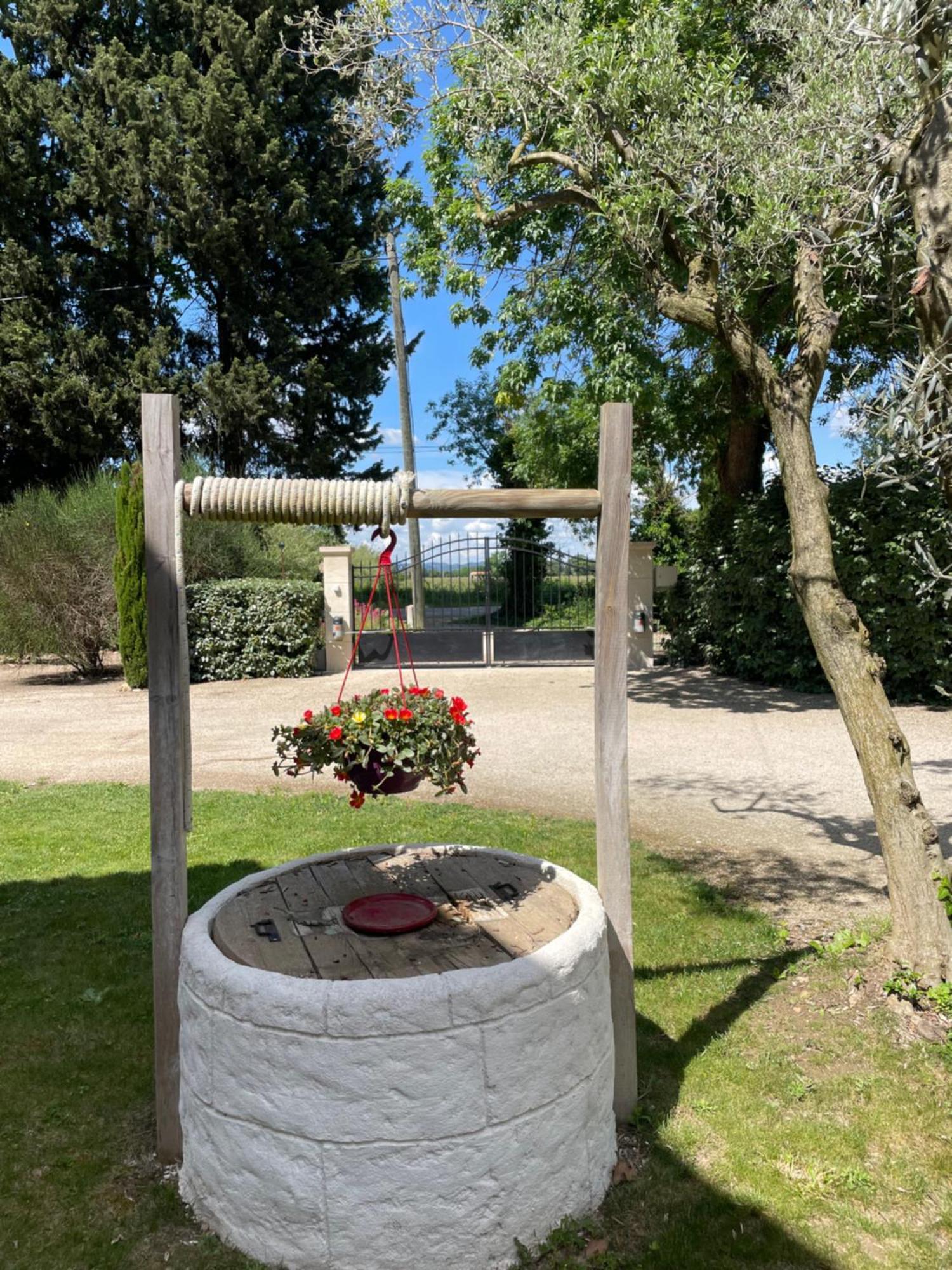 Arles Campagne Location "La Campagn'Arles" Bed and Breakfast Exteriör bild